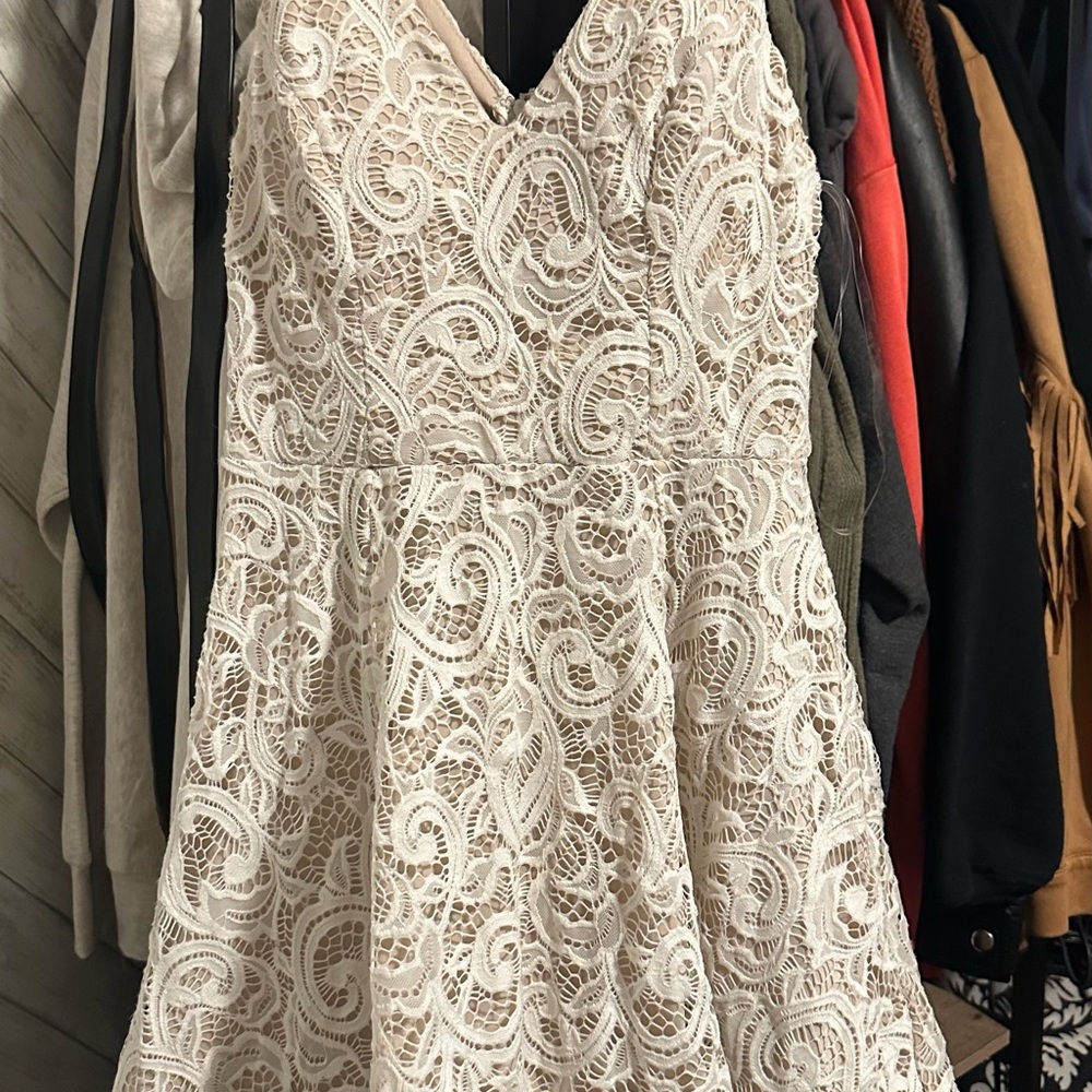 My Michelle White Sleeveless V-Neck Midi Dress